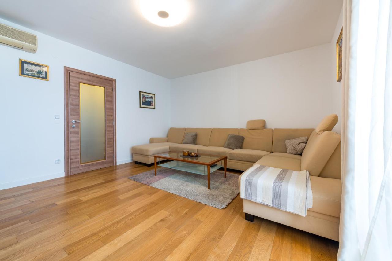 דוברובניק Apartment Oceania מראה חיצוני תמונה